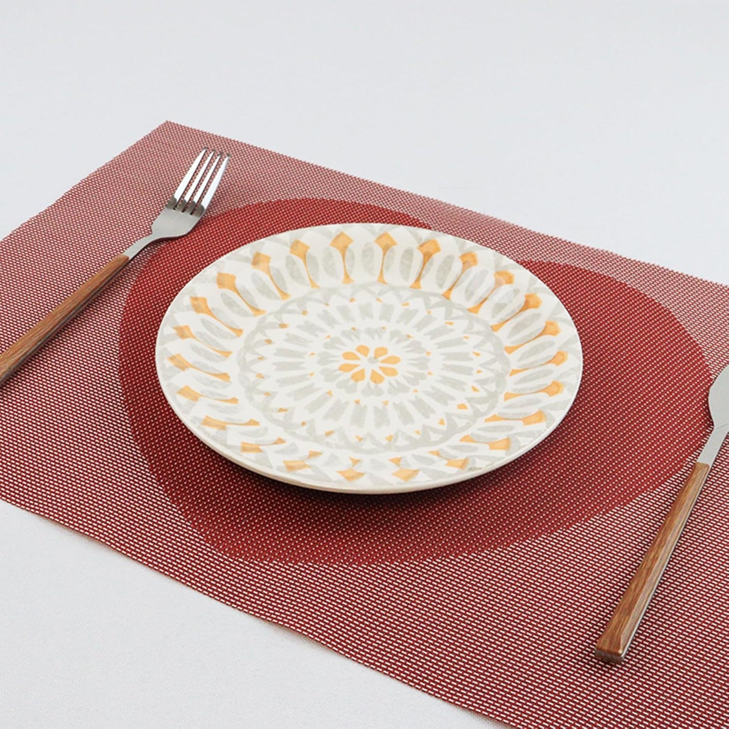 CADONO Placemats Set of 6 Washable Indoor/Outdoor Vinyl Place Mats for Dining Table Durable Non-Slip Heat Resistant PVC Weave Table Mats(Red Pink Heart)