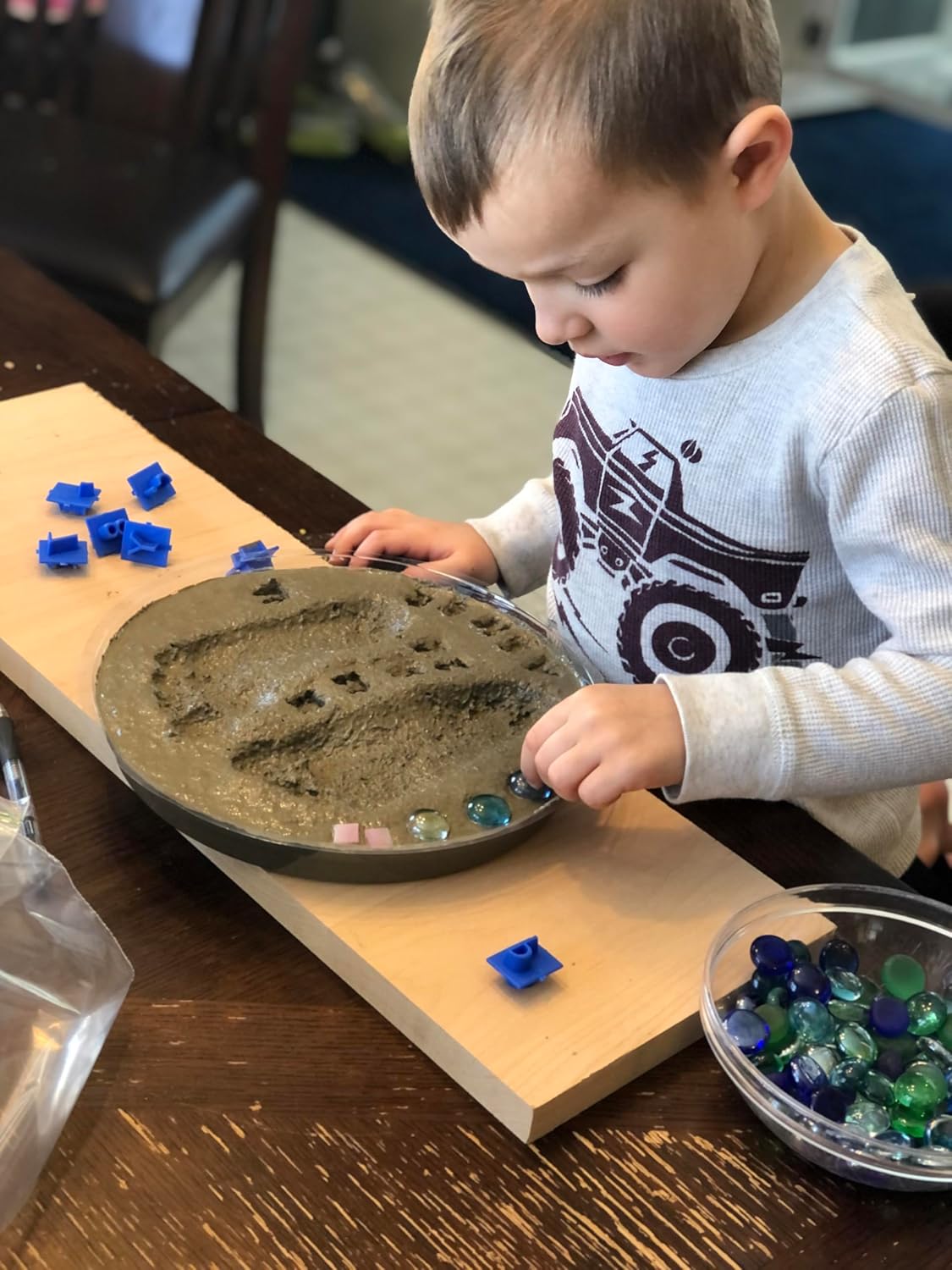 Large DIY Stepping Stone Kit, Handprint Stepping Stone, Mother's Day Gift, Footprint Stepping Stone (14 Inch + Stamp Set)