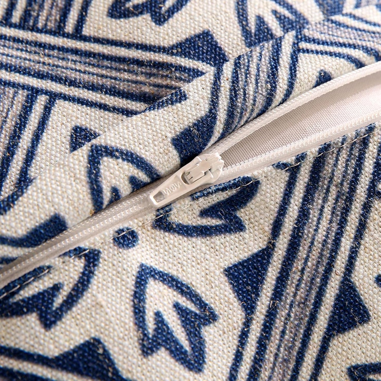 patdrea Designer Floral Linen Throw Pillow Covers,Blue French Cottage Flower Pattern Decorative Pillowcases Cushion for Bed Living Room Outdoor Car,Pack of 4