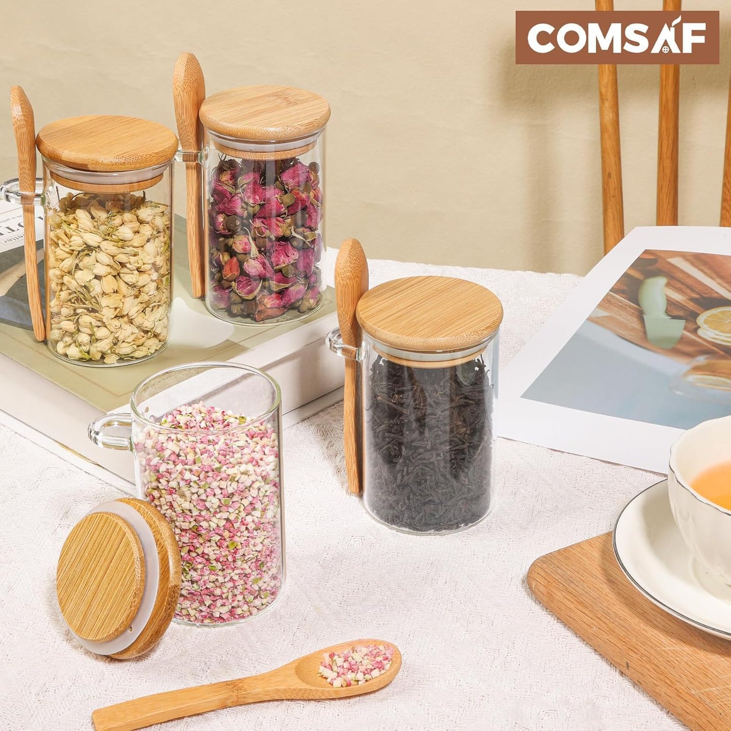 ComSaf Spice Jars with Spoon 8 oz 6Pack, Small Spice Containers Starter Set, Glass Seasoning Jars with Labels, Round Seasoning Containers for Salt, Pepper, Chili Powder, Sugar, Loose Tea Storage