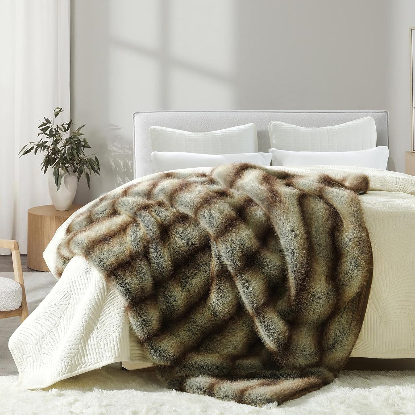 HORIMOTE HOME Luxury Plush Blanket, Soft & Cozy Fur Throw Blanket for Couch, Bed and Sofa, Fluffy Faux Fur Throw, with Shed-Free Design, 60x80 Inches Decorative Blankets, Brown Taupe Stripes
