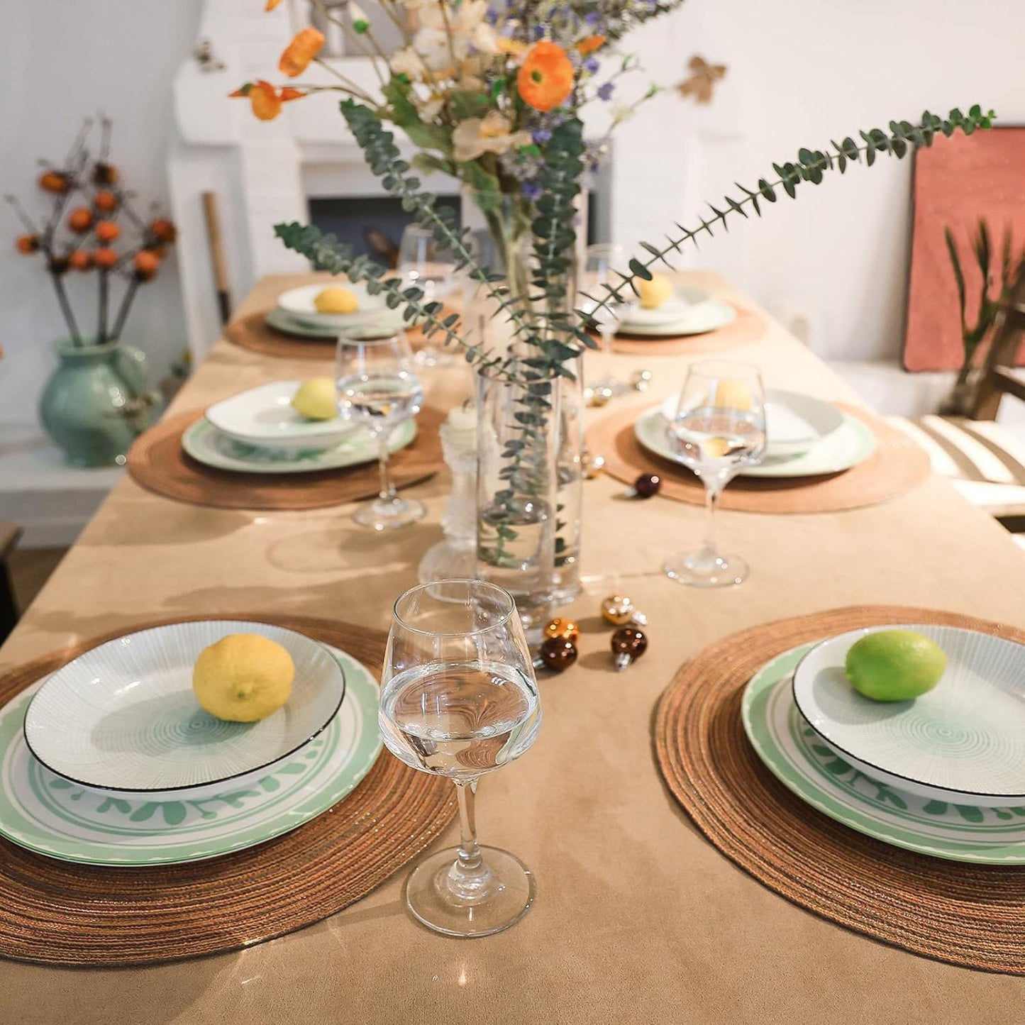 AHHFSMEI Round Braided Placemats Set of 6 Round Table Mats for Dining Tables Natural Woven Heat Resistant Place mats 15 Inch (Brown)