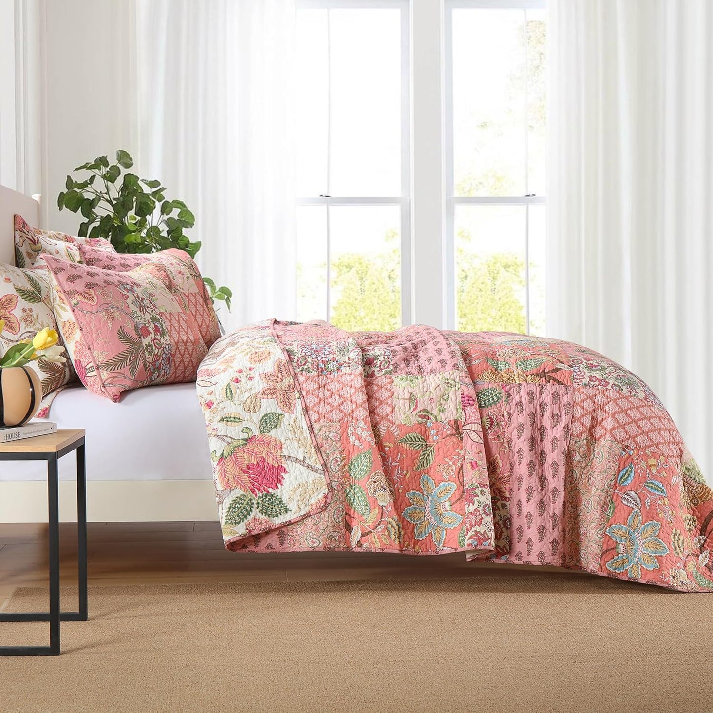 NEWLAKE Cotton Patchwork Bedspread, 3-Piece Bedding Quilt Set with Real Stitched Embroidery, Reversible Matelasse Bed Coverlet Set,Bohemian Floral,California King Size