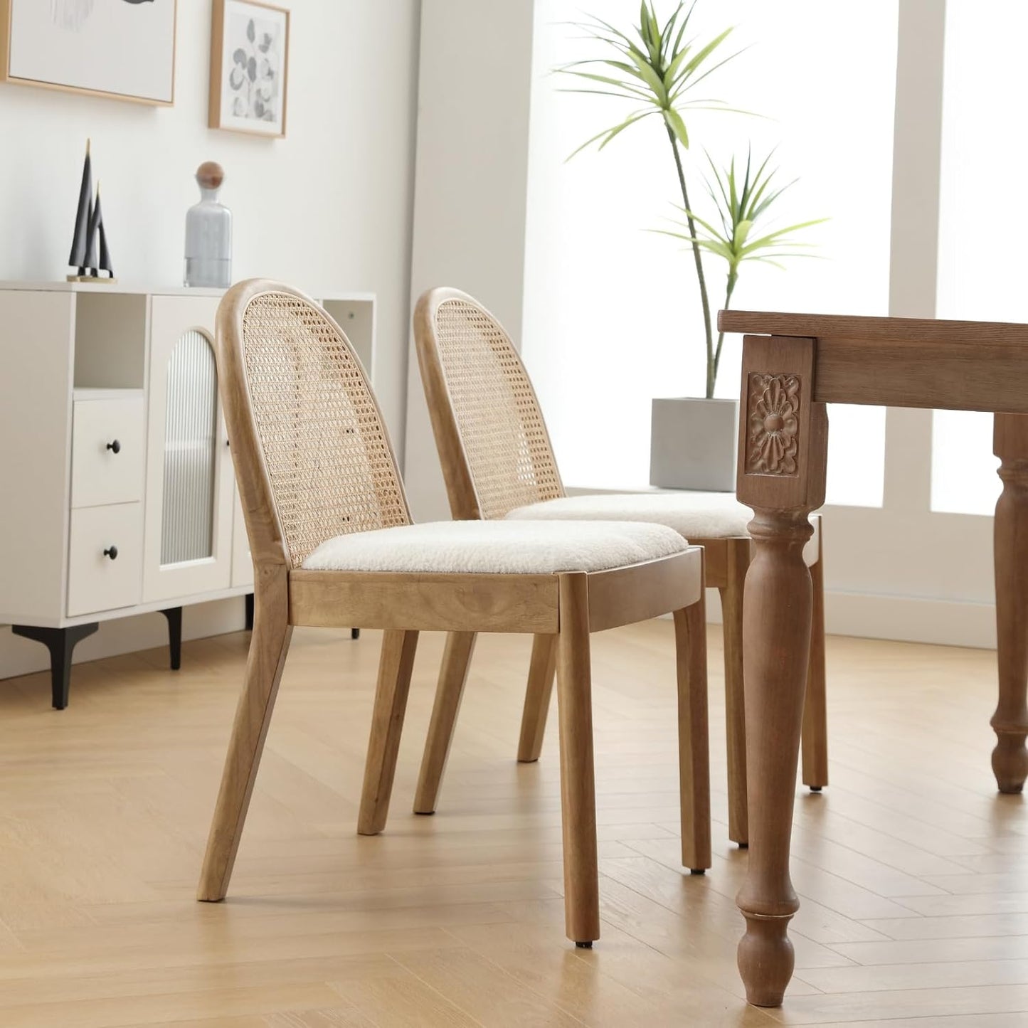 Mid Century Dining Chairs Set of 2, Accent Rattan Side Chairs Sherpa Fabric Kitchen Chair with Solid Wooden Legs for Living Room Dining Room, White