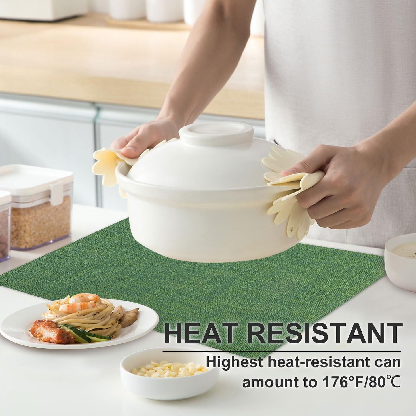 Vinyl Placemats Set of 8, PVC Woven Washable Non-Slip Table Mats, Heat Resistant Wrinkle Free Place Mats for Dining Table, Easy to Clean (8, Green)