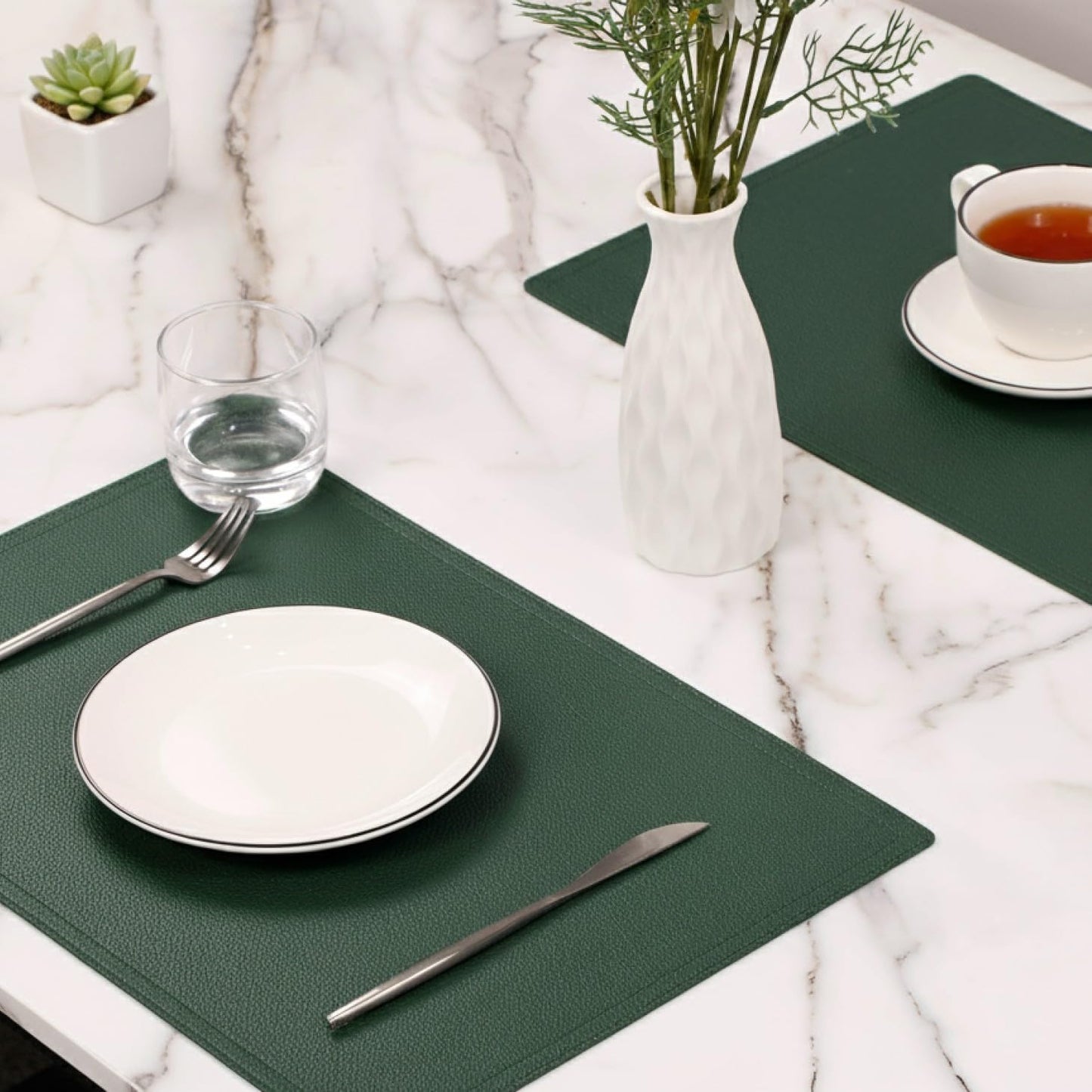 Set of 6 Faux Leather Placemats, PU Table Mats, Waterproof, Stain Resistant, Heat Resistant, Easy to Clean for Kitchen Dining Table,Conference Table C Green Rectangle