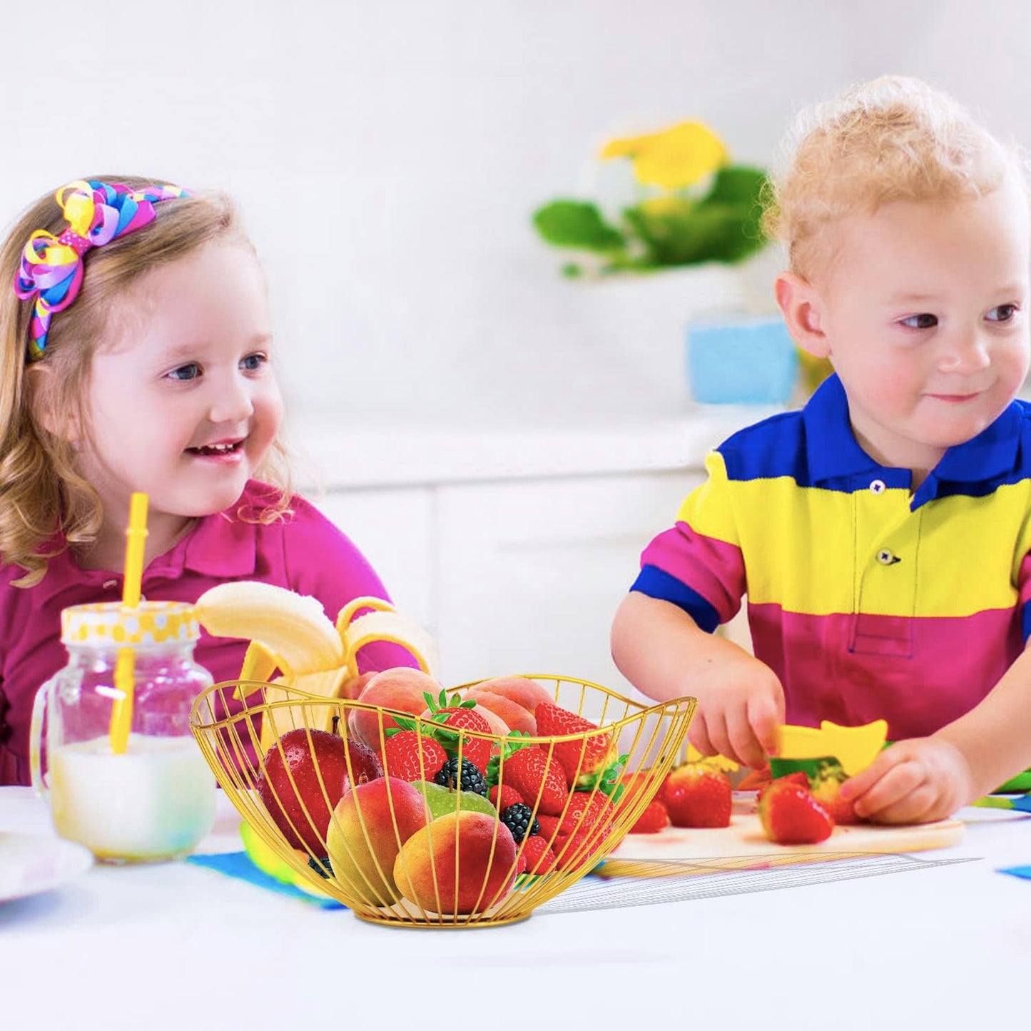 Metal Wire Fruit Basket, Gold Fruit Bowl for Kitchen Counter, Fruit Holder Stand Storage Baskets for Countertop, Home Decor, Table Centerpieces, Vegetable Bowls for Fruits, Veggies, Snacks (Gold)