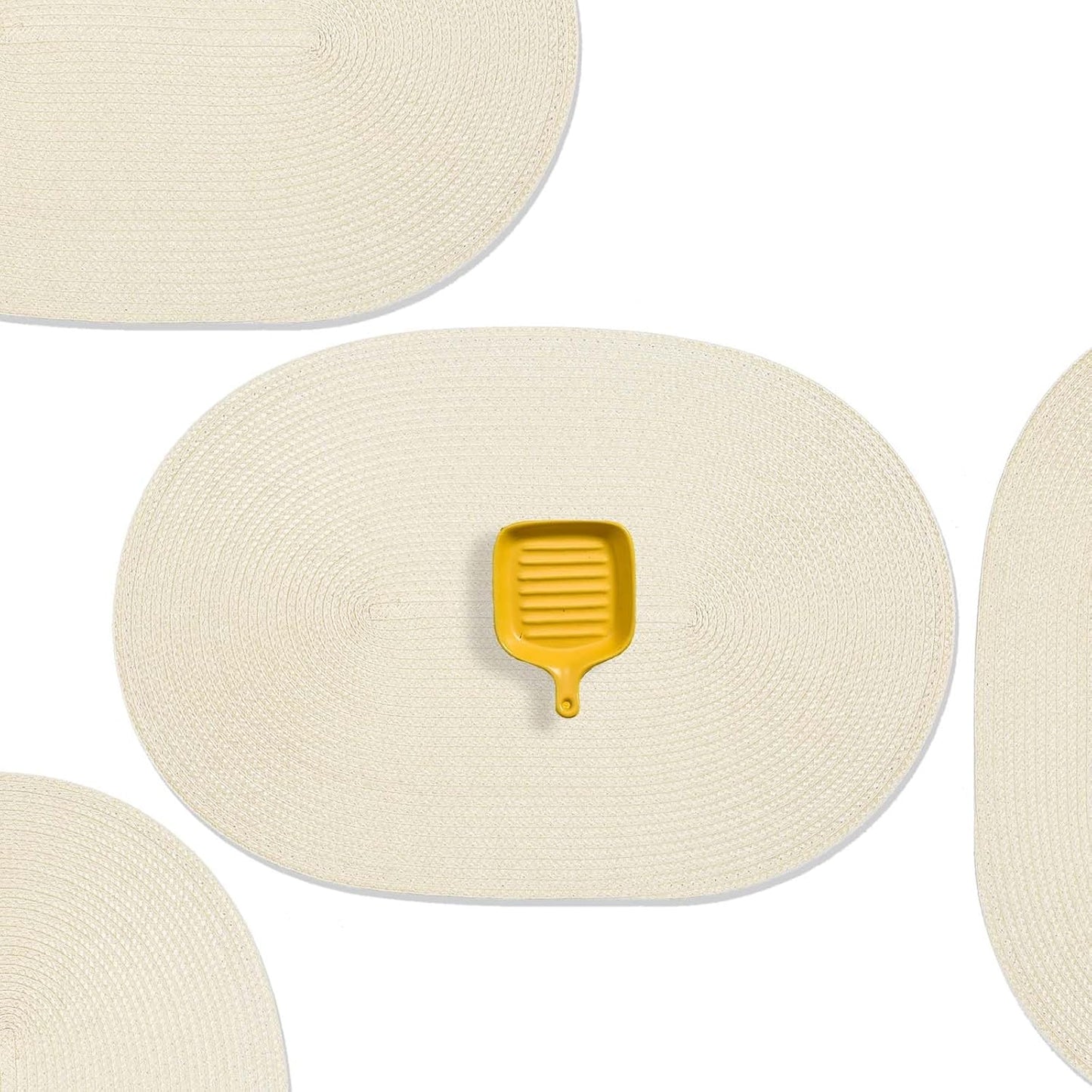 AHHFSMEI Placemats Set of 4 for Dining Table Washable Woven Vinyl Non-Slip 18x12 inches Placemat Heat-Resistant Durable Table Mats for Dining Table Easy to Clean (Oval Beige, 4)