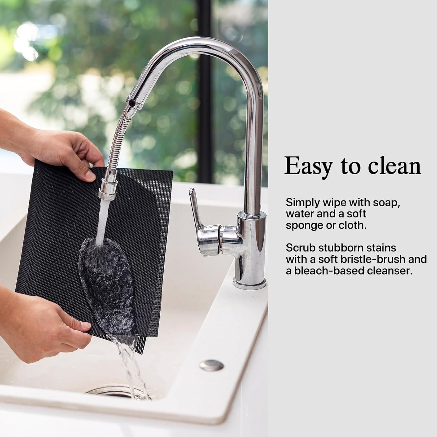 Placemats Set of 4 - Easy Clean Woven Vinyl Placemats for Dining Table, Indoor/Outdoor Place Mats, Washable PVC Table Mats（Black）