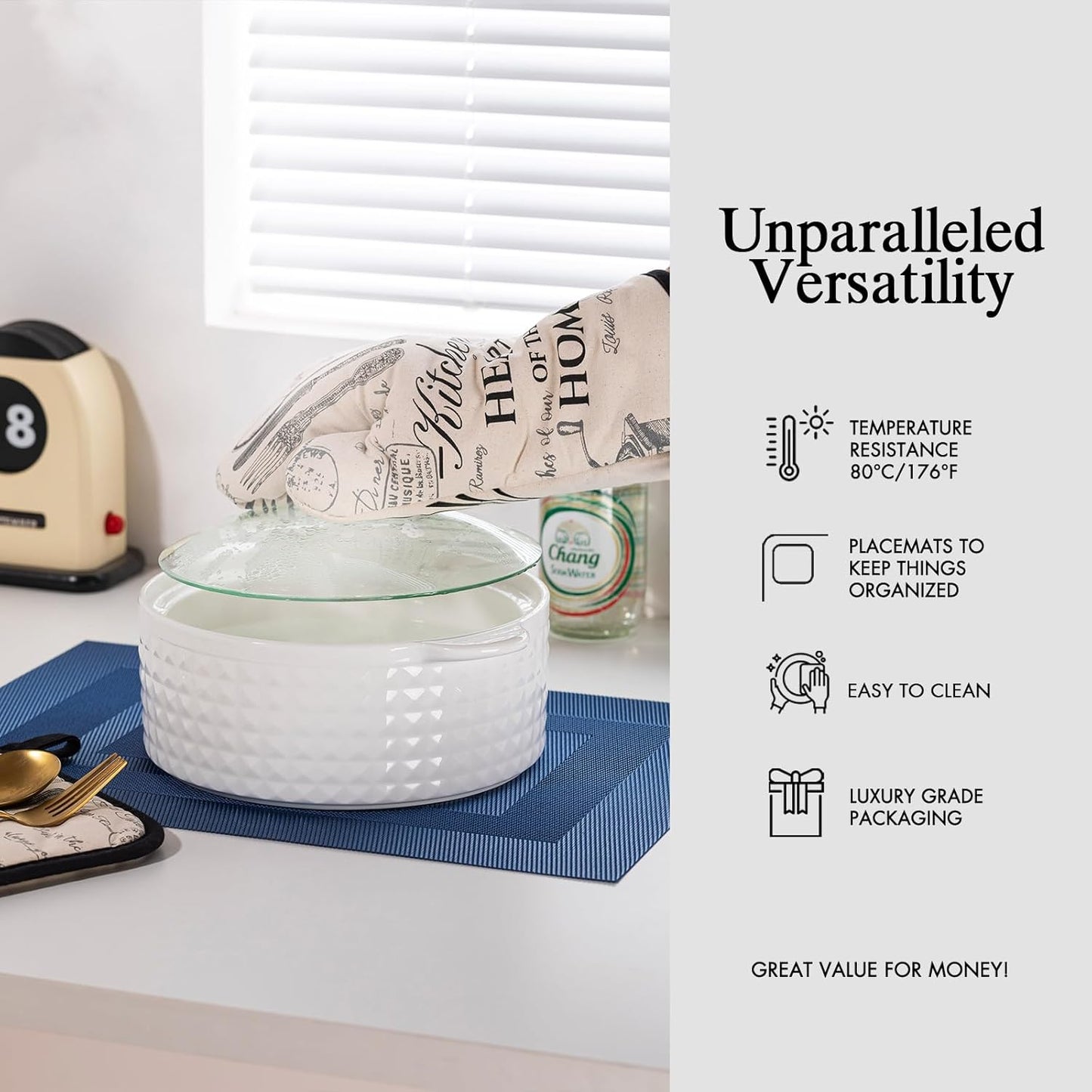 Placemats Set of 4 - Easy Clean Woven Vinyl Placemats for Dining Table, Indoor/Outdoor Place Mats, Washable PVC Table Mats（Navy Cube）