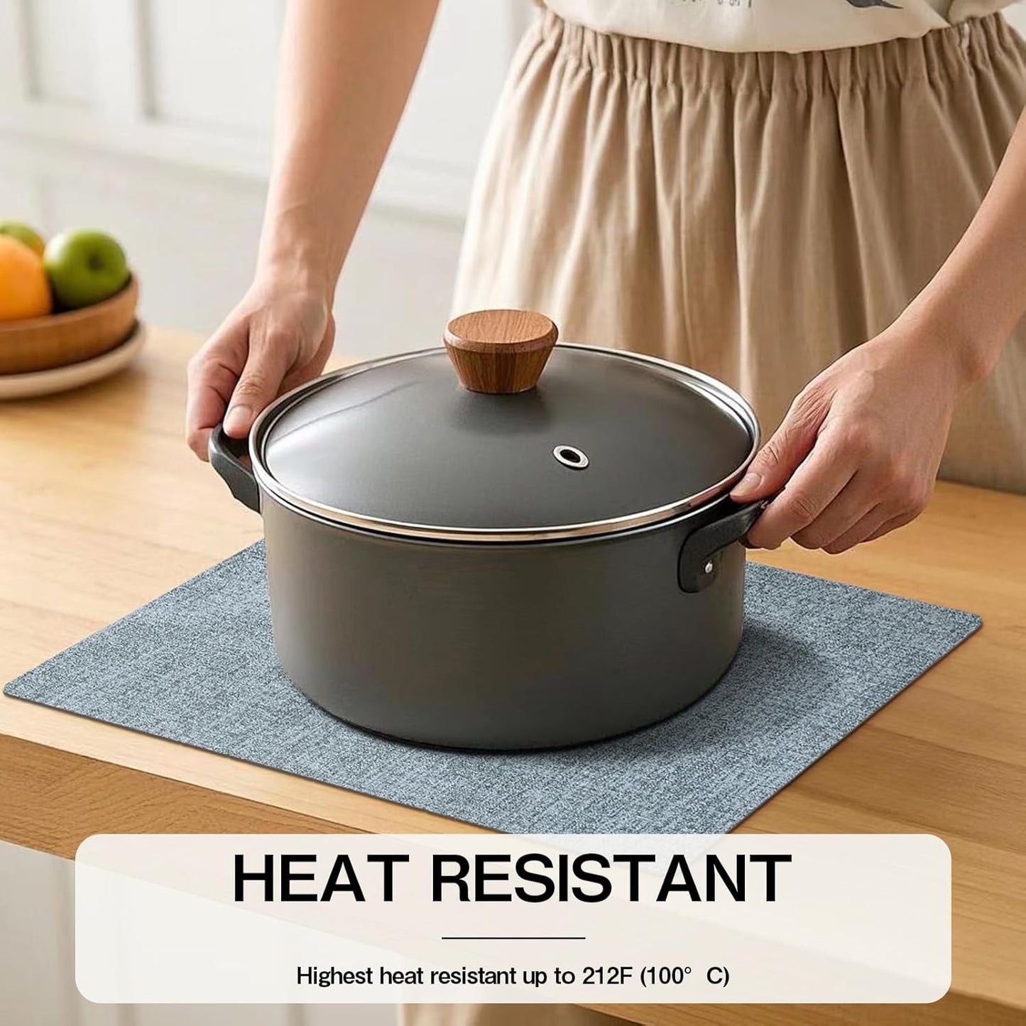 Chrysameld Vinyl Placemats Set of 4 - Faux Leather 100% Waterproof Oil-Proof Wipeable PU Place Mats, Heat Resistant Anti Slip Reversible Table Mats for Indoor & Outdoor Use,(17×12Inch, Sky Blue)