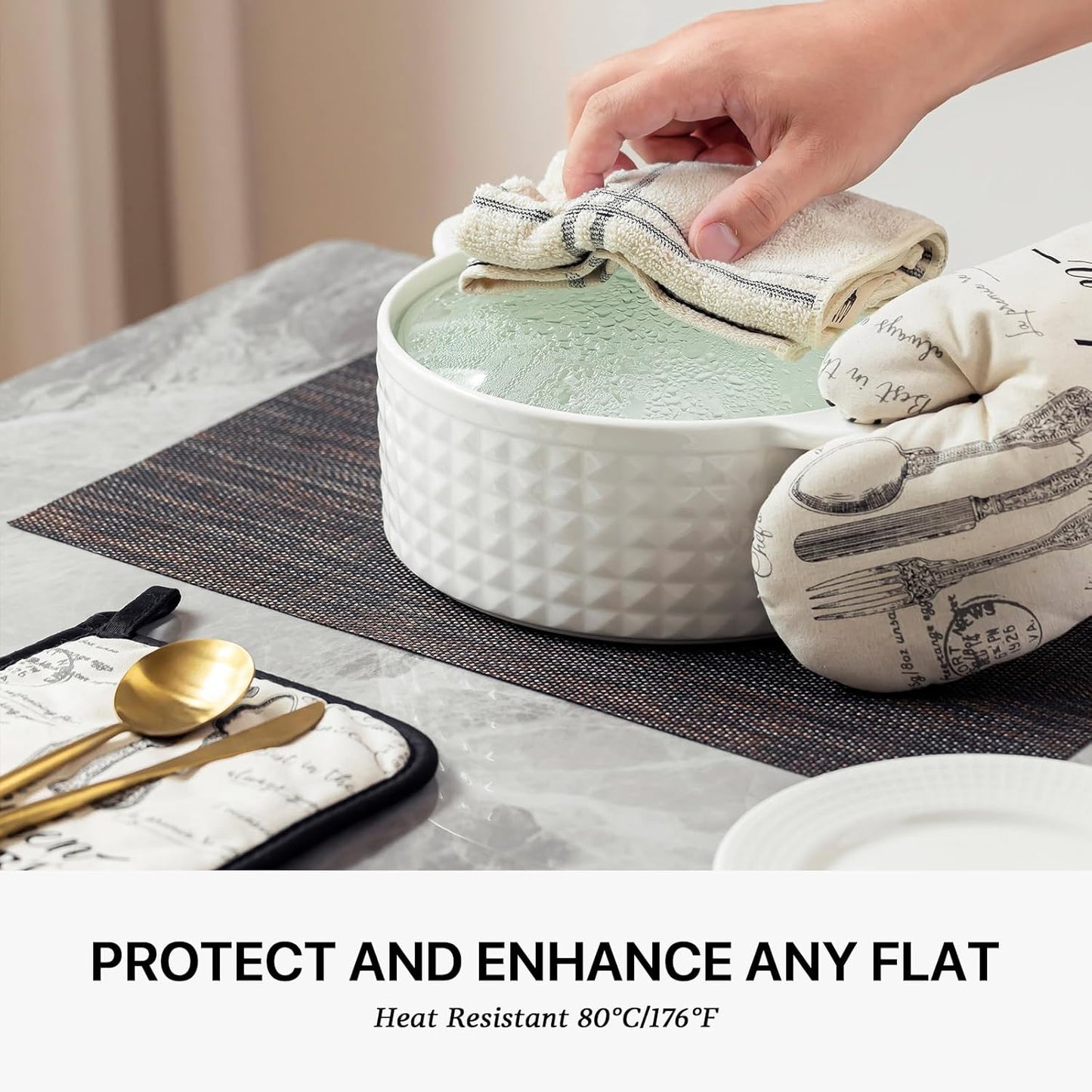 LEXMORE Placemats Set of 8 Vinyl/Plastic Woven Place Mats for Kitchen Table Indoor/Outdoor Washable Placemat Wipeable Dining Table Mats(Black/Brown)