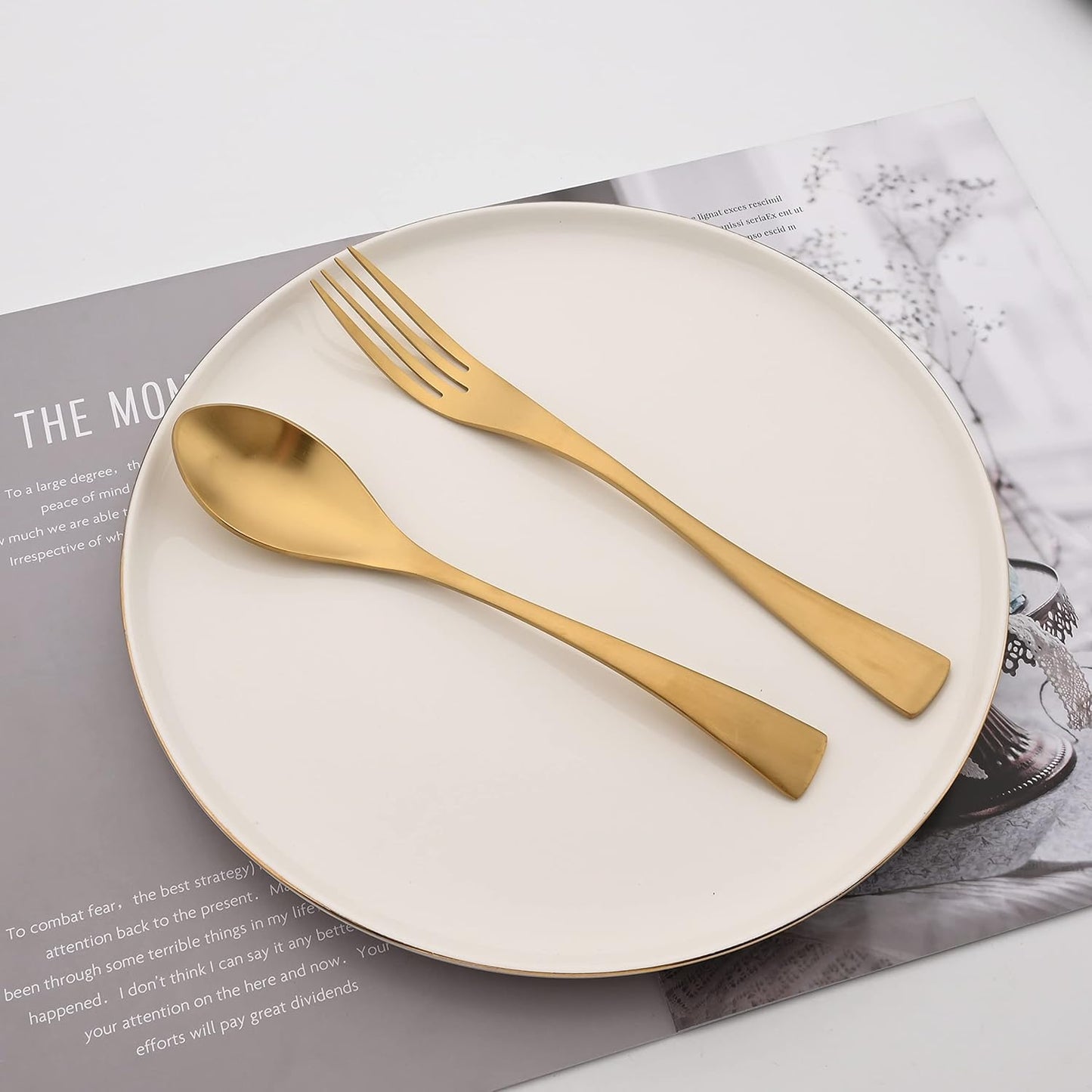 Golden Silverware Set, 6 Pieces 304 Stainless Steel Eating Utensil Set with Gift Box, Include Knife, Forks and Spoons, Matte Polished Flatware Set for 1, Dishwasher Safe, Gold