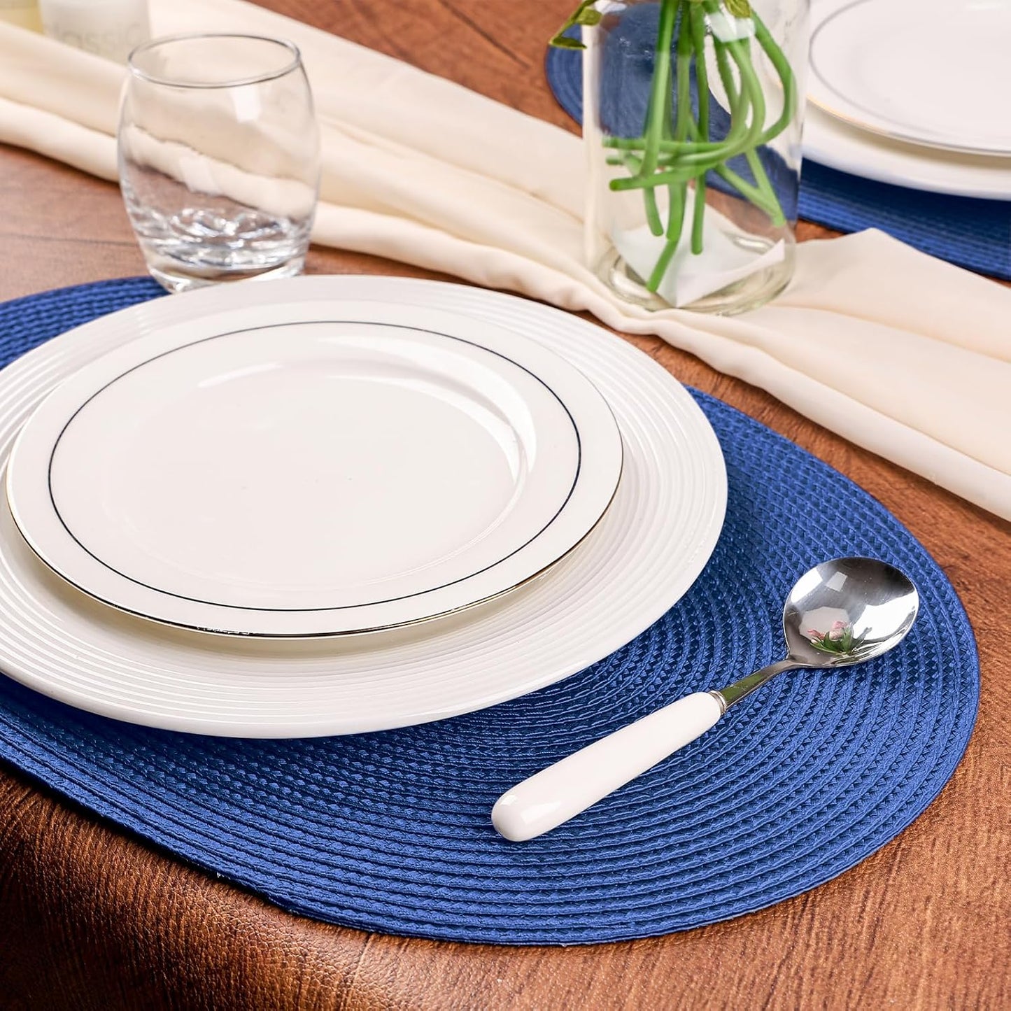 AHHFSMEI Placemats Set of 6 for Dining Table Washable Woven Vinyl Non-Slip 18x12 inches Placemat Heat-Resistant Durable Table Mats for Dining Table Easy to Clean(Navy Blue)