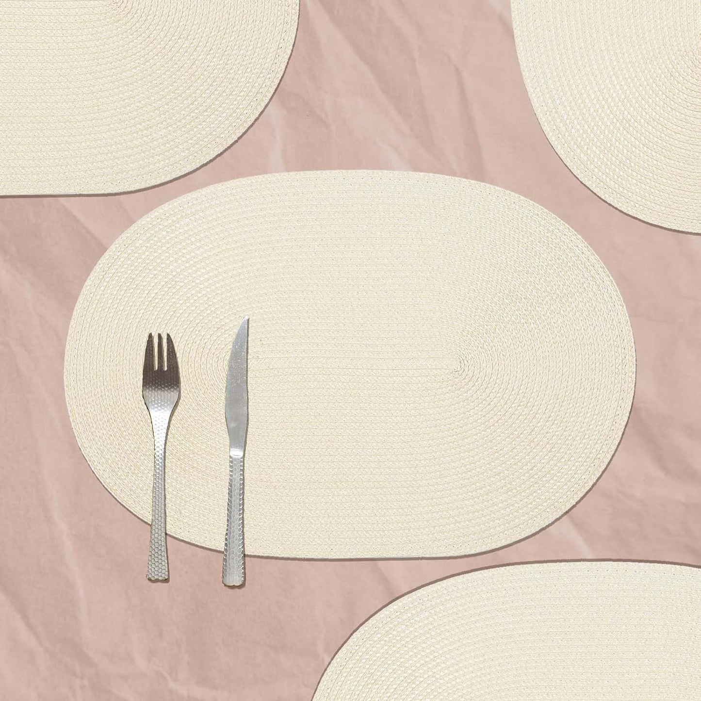 AHHFSMEI Placemats Set of 8 for Dining Table Washable Woven Vinyl Non-Slip 18x12 inches Placemat Heat-Resistant Durable Table Mats for Dining Table Easy to Clean (Oval Beige, 8)