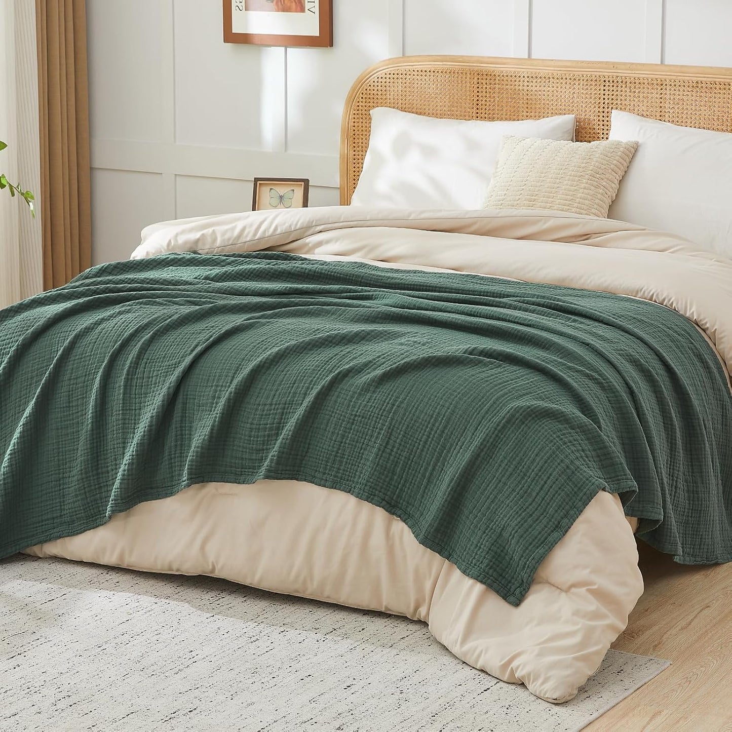 EMME Cotton Muslin King Blanket Bed Layering Breathable Gauze Blanket Soft Lightweight Blankets Adults (Forest Green, 108"x90")