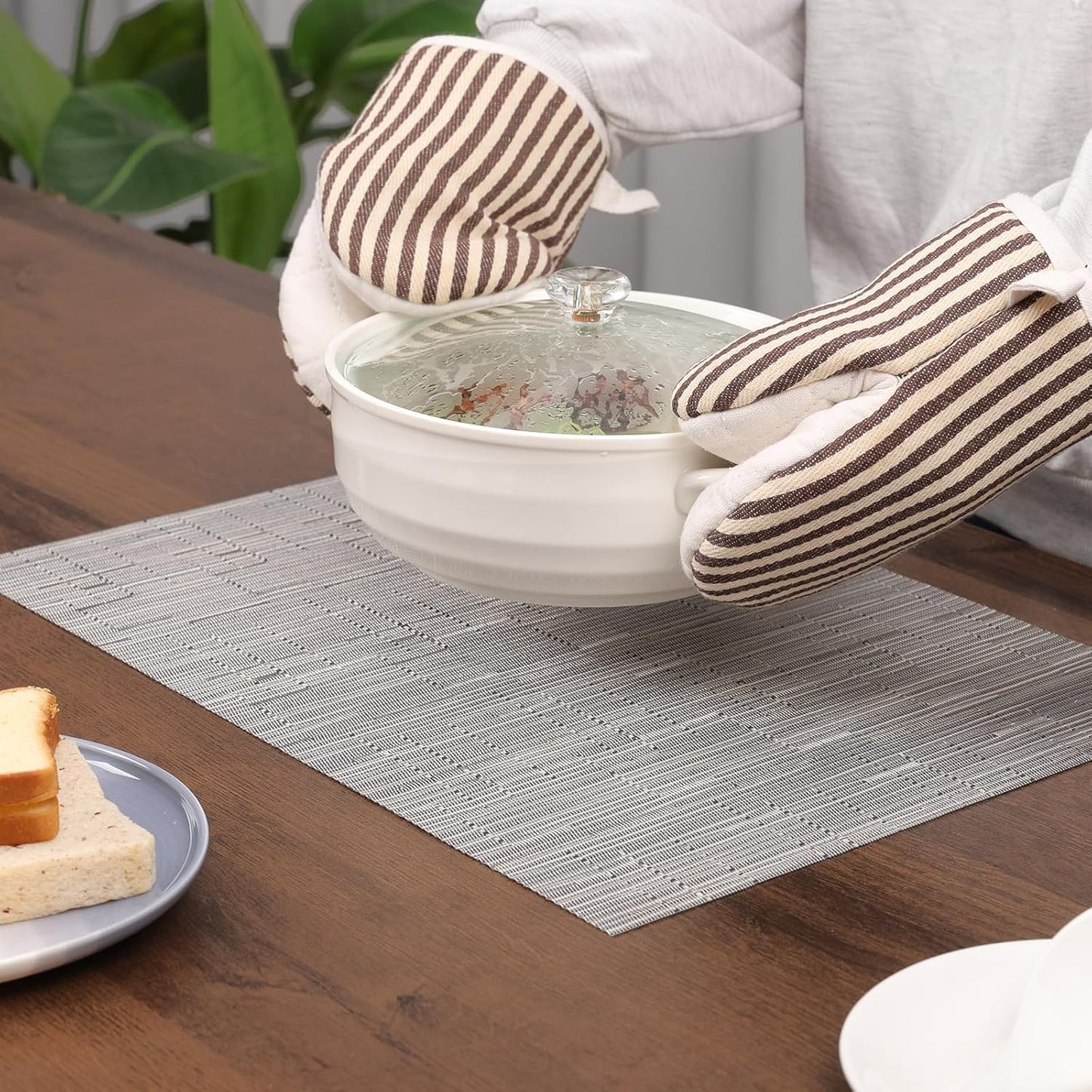 Myir JUN Placemats Set of 6, Vinyl Woven Placemats Place Mats Indoor Washable Table Mats Non-Slip Place mats for Dining Table (Silver, Set of 6)