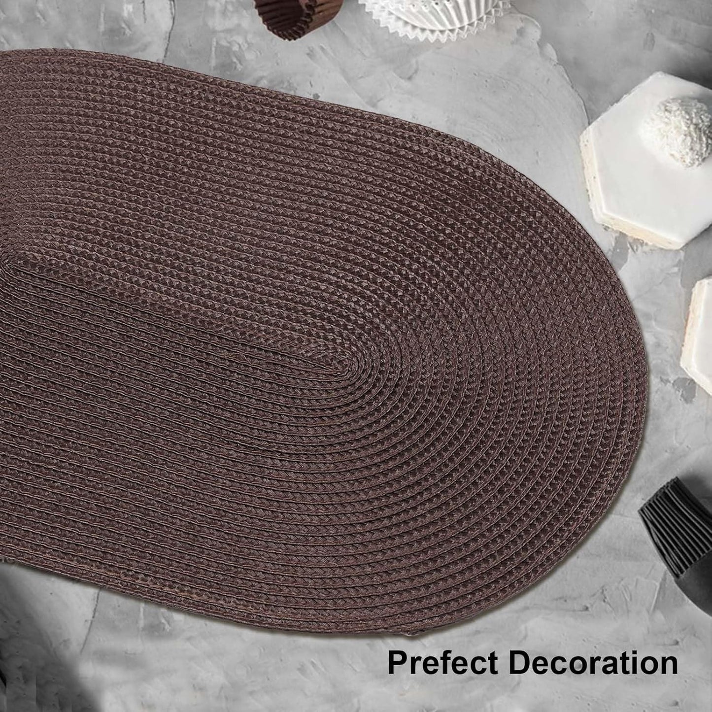 AHHFSMEI Placemats Set of 4 for Dining Table Washable Woven Vinyl Non-Slip 18x12 inches Placemat Heat-Resistant Durable Table Mats for Dining Table Easy to Clean (Oval Brown, 4)