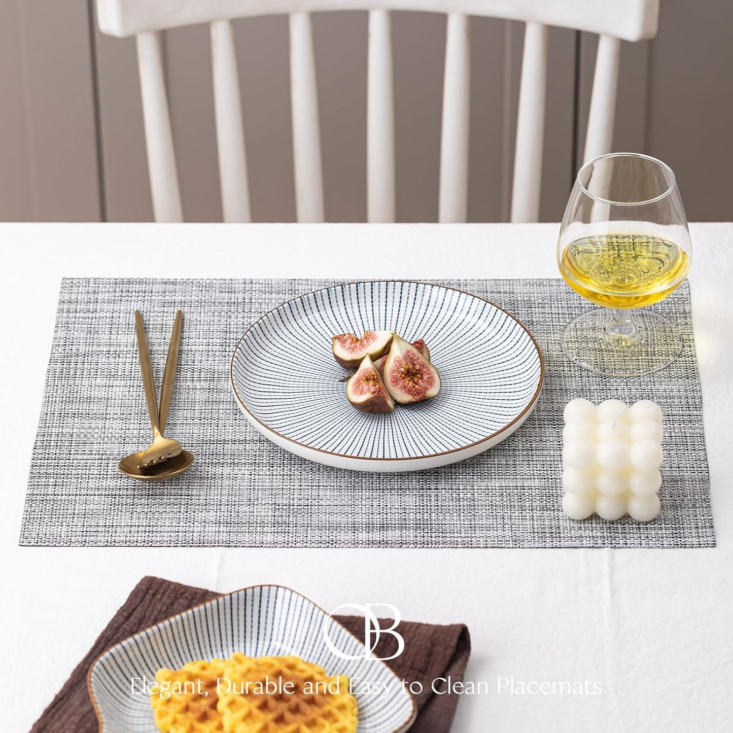 Placemats Set of 6 - Easy Clean Woven Vinyl Placemats for Dining Table, Indoor/Outdoor Place Mats, Washable PVC Table Mats（Gray）