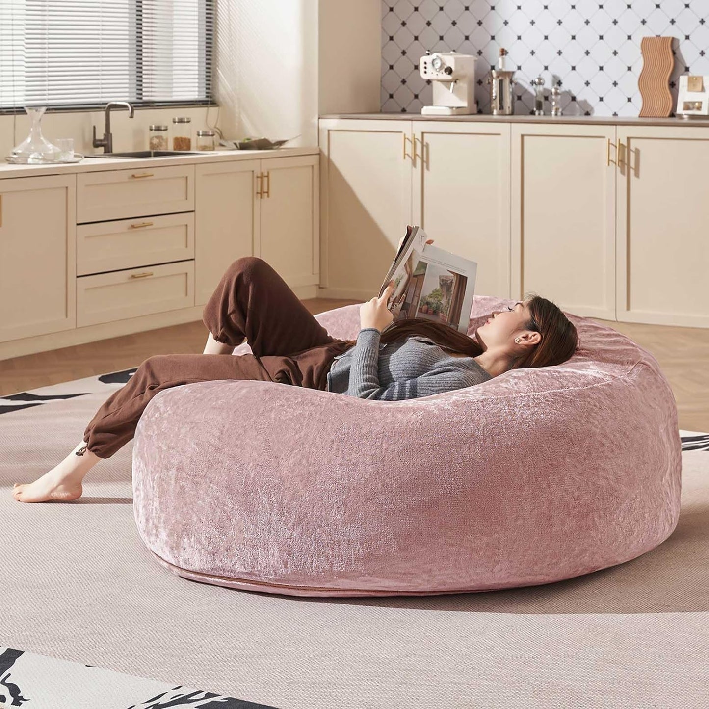 Bean Bag Chair 4Ft, Memory Foam Filled, Large Beanbag Chairs for Adults and Teens, Soft Sofa with Removable Flannel Cover, Round Couch for Living Room Bedroom College Dorm (Pink, 4FT-47×47"×24")