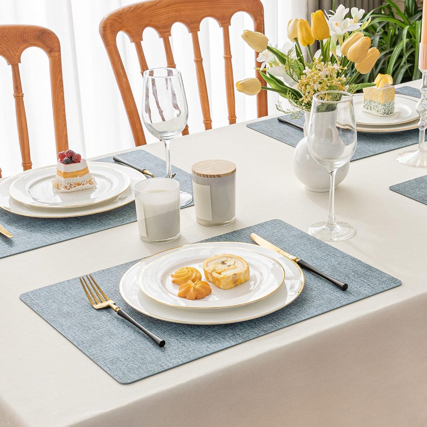 Romanstile Vinyl Placemats Set of 12-12 X 18 Inch - Heat Resistant Place Mats 100% Waterproof Oilproof Wipeable Reversible Faux Leather Table Mats for Kitchen/Dining/Party/Outdoor, Sky Blue