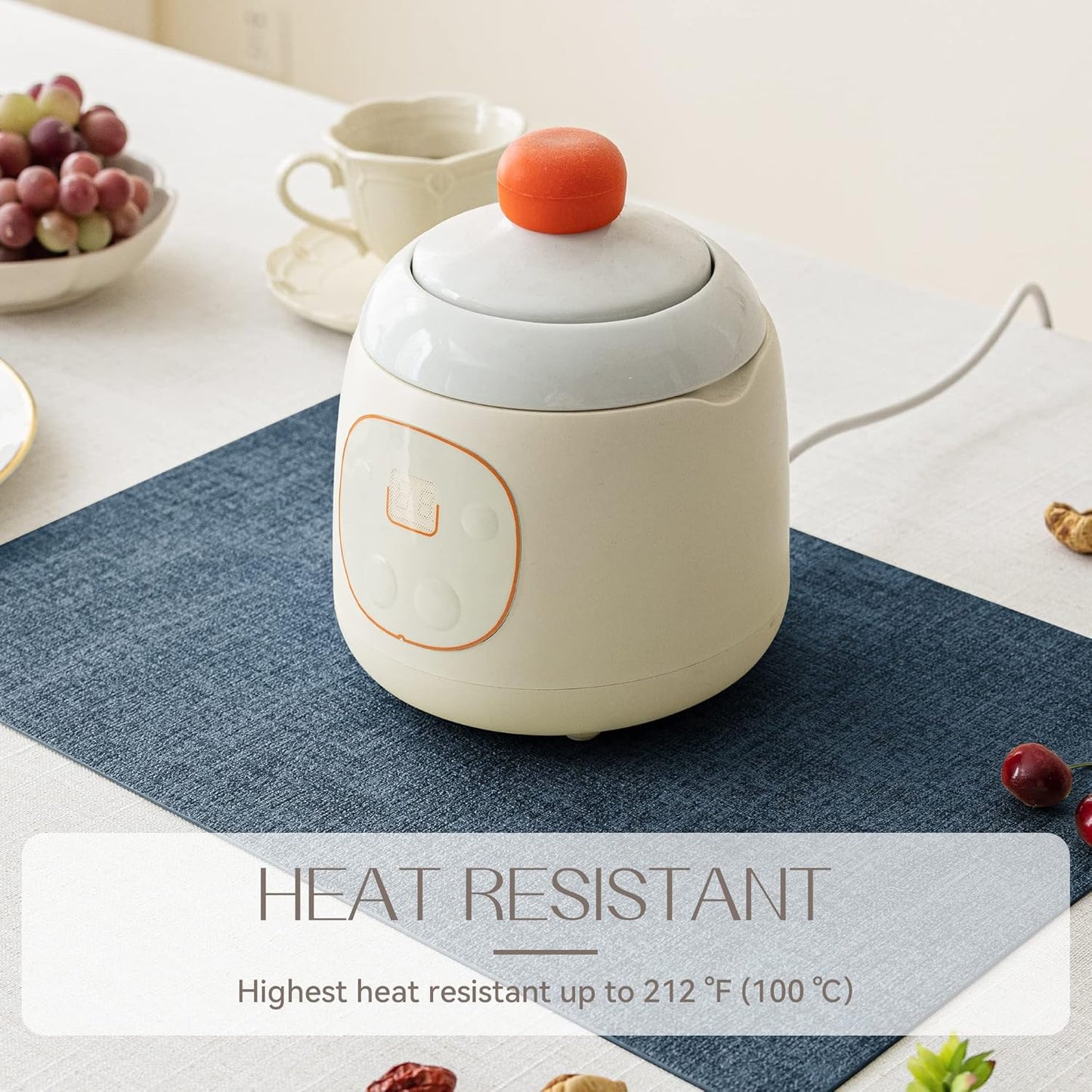 Romanstile Vinyl Placemats Set of 4-12 X 18 Inch - Heat Resistant Place Mats 100% Waterproof Oilproof Wipeable Reversible Faux Leather Table Mats for Kitchen/Dining/Party/Outdoor, Navy Blue