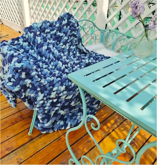 DDL&HEXI Chunky Chenille Blanket 100% Hand Knit with Jumbo Chenille Yarn (50"x60") Super Soft Large Throw Bed Blanket for Couch, Sofa, Home Decor - Machine Washable (03)