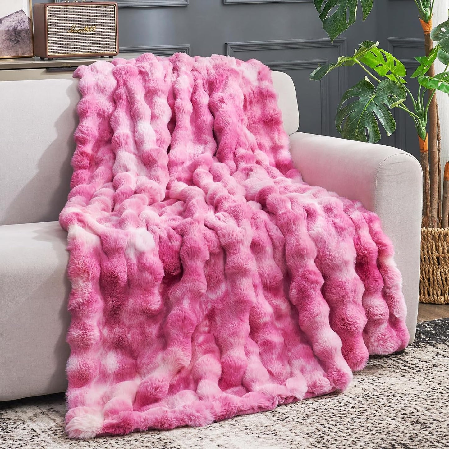 Cozy Bliss Faux Fur Throw Blanket for Couch, Fuzzy Soft Plush Thick Bubble Blanket for Sofa Bedroom Living Room, 50 * 60 Inches Tie Dye Pink