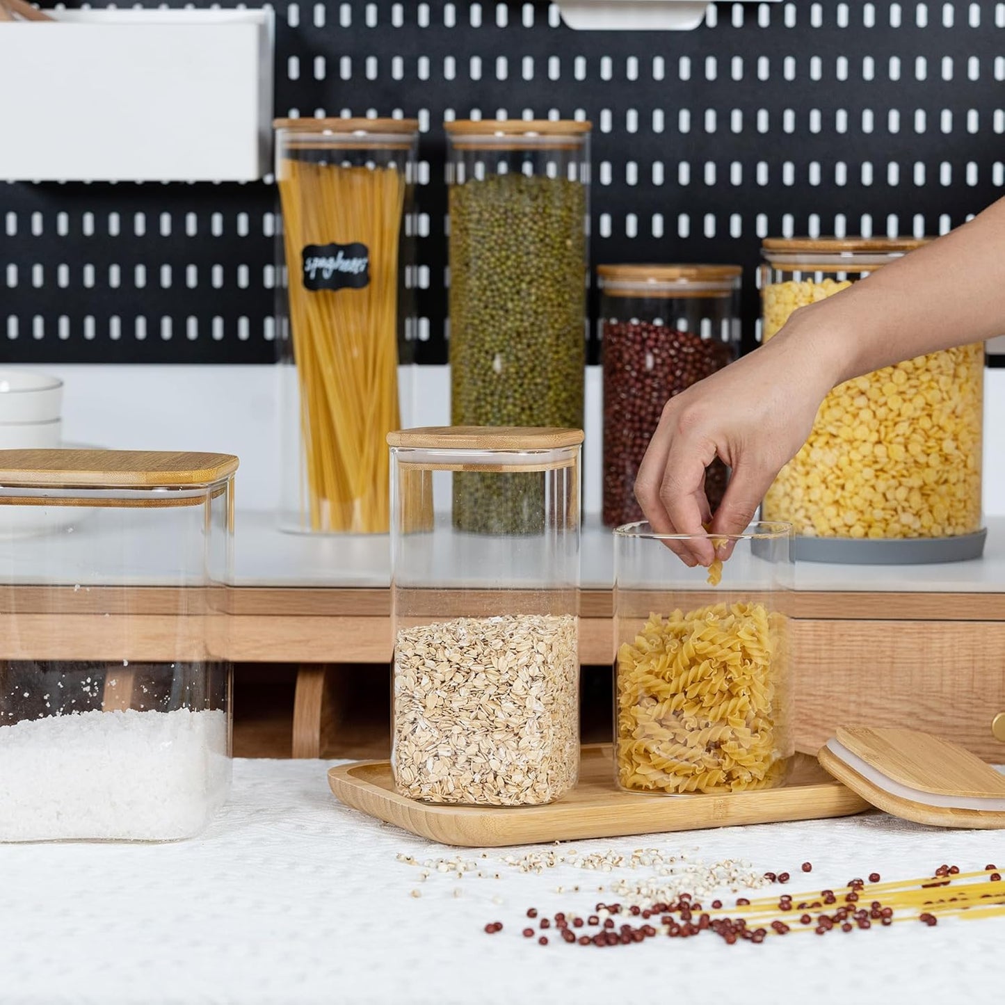 52oz Airtight Glass Square Storage Canister with Bamboo Lid Set of 3 (1550ml) Container Stackable Spice Jar, Kitchen Canister for Flour, Cookies, Cereal and Coffee beans (‎with Black Lable)