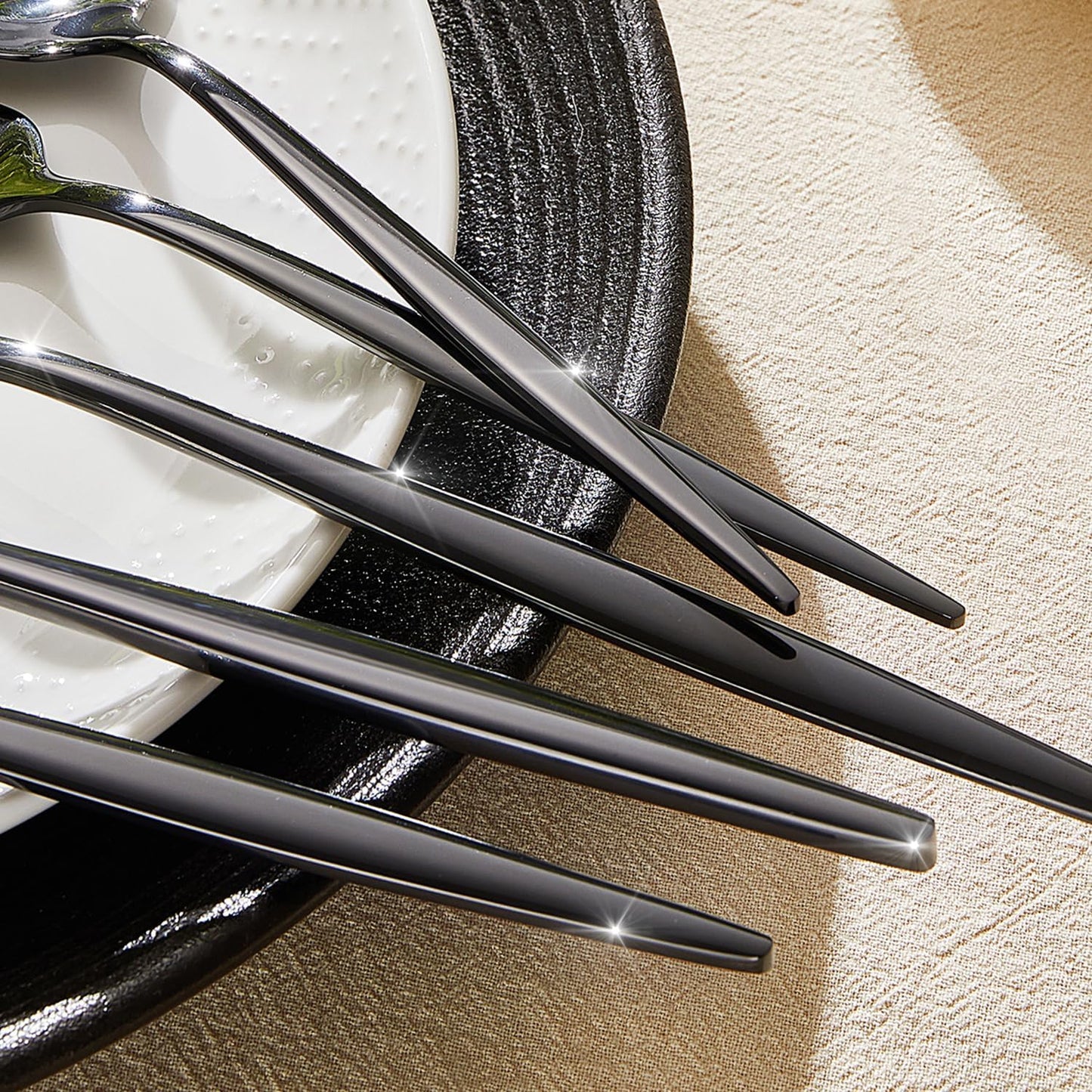 KINGSTONE Silverware Set, 20-Piece Flatware Set Cutlery Set Premium 18/10 Stainless Steel, Tableware Include Forks Knives Spoons for Home Kitchen Restaurant Wedding, Dishwasher Safe,Black