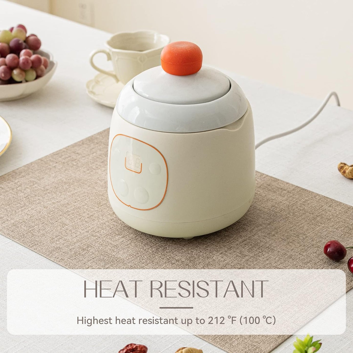 Romanstile Vinyl Placemats Set of 4-12 X 18 Inch - Heat Resistant Place Mats 100% Waterproof Oilproof Wipeable Reversible Faux Leather Table Mats for Kitchen/Dining/Party/Outdoor, Khaki