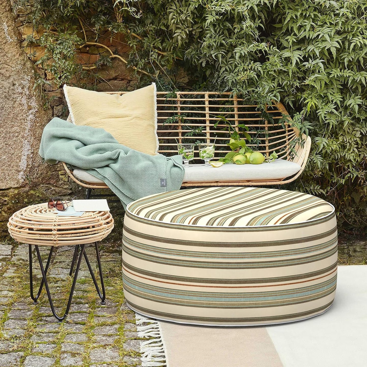 LVTXIII Outdoor Inflatable Ottoman, Fade-Resistant Round Footrest Stool D31”x H14”, Portable Patio Pouf for Garden Camping or Home Use, Stripe Onyx