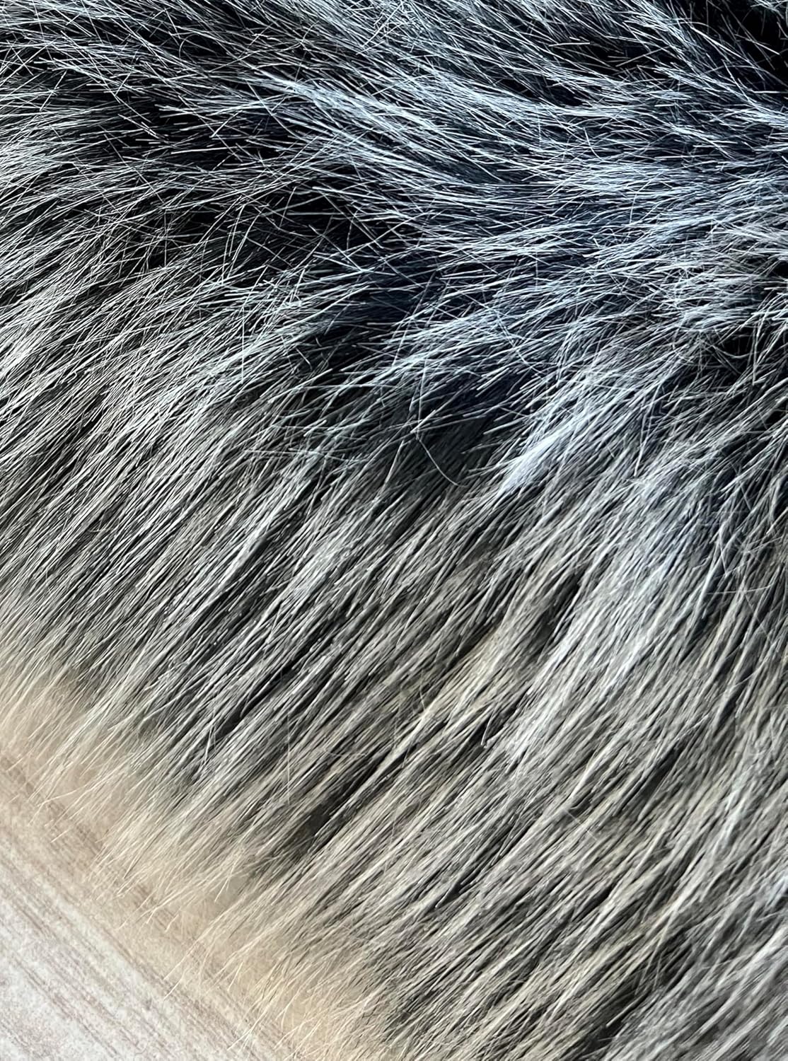 LAMBZY Faux Sheepskin Super Soft Hypoallergenic Free Shape Silky Shag Rug, Luxury Shaggy Silky Plush Carpet for Bedrooms Living Kids Room Sofa Rugs (Black with White Tips, Sexto 6 Pelts 6'x6')