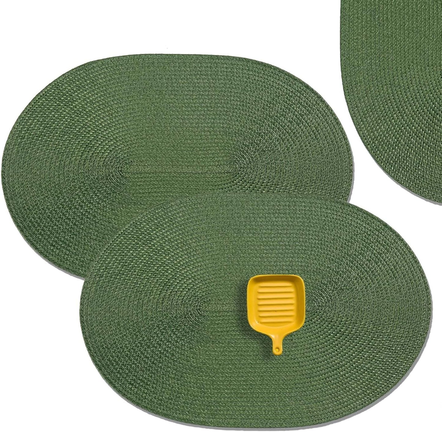AHHFSMEI Placemats Set of 6 for Dining Table Washable Woven Vinyl Non-Slip 18x12 inches Placemat Heat-Resistant Durable Table Mats for Dining Table Easy to Clean (Oval Green, 6)