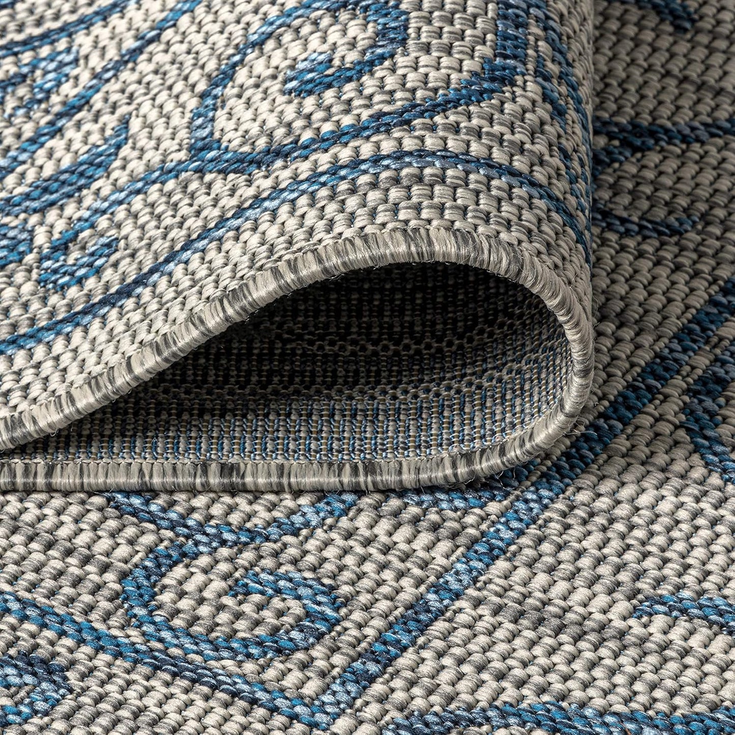 JONATHAN Y Vintage Filigree Indoor Outdoor Area Rug 3X5 Gray/Navy, Charleston Textured Weave for Backyard, Patio, Porch, Easy-Cleaning, High Traffic, Pet-Friendly, Non-Shedding (SMB106C-3)