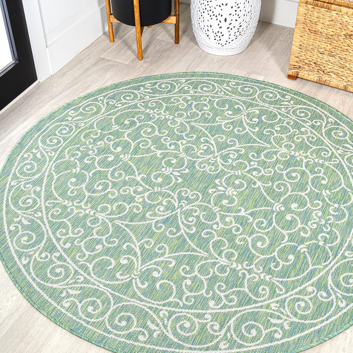 JONATHAN Y Vintage Filigree Indoor Outdoor Round Area Rug 5 Ft Green/Ivory, Charleston Textured Weave for Backyard, Patio, Porch, Easy-Cleaning, High Traffic, Pet-Friendly, Non-Shedding (SMB106K-5R)